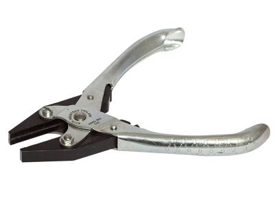 Flat Nose Pliers Serrated Jaw 160mm (6.1/4in)