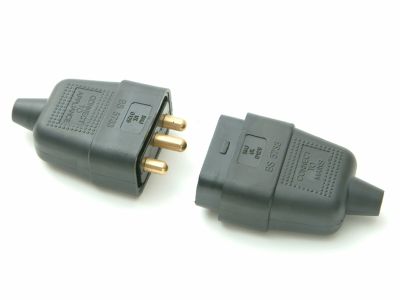 Black Plug & Socket 10A 3-Pin